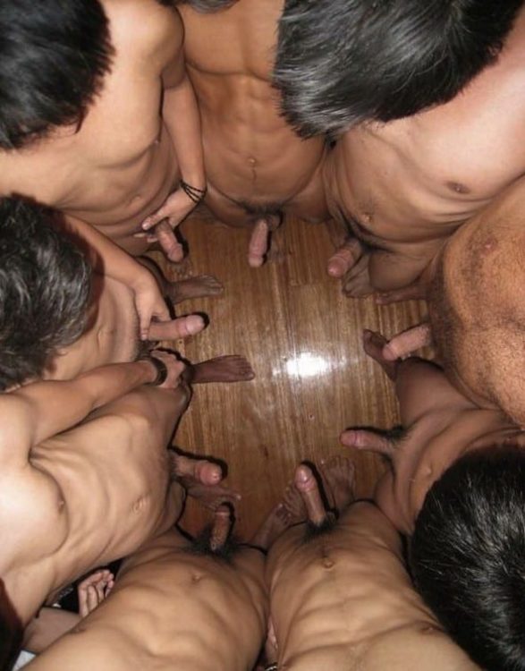Mature thai lick dick orgy