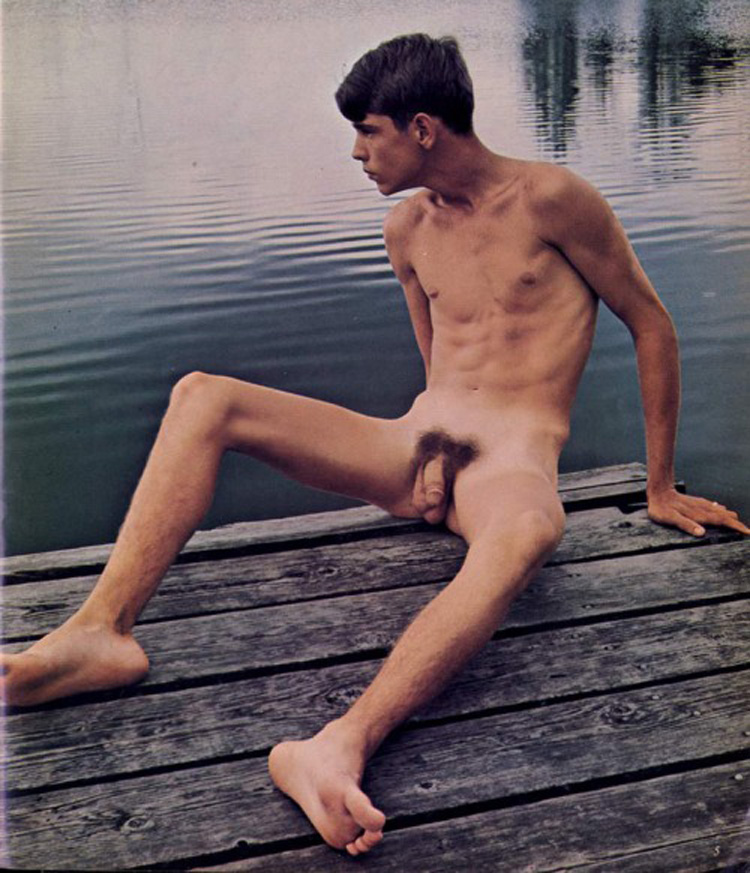 Amateur Skinny Dipping - Summer Skinny Dipping â‹† Dickshots.com - Gay amateur dick pics.